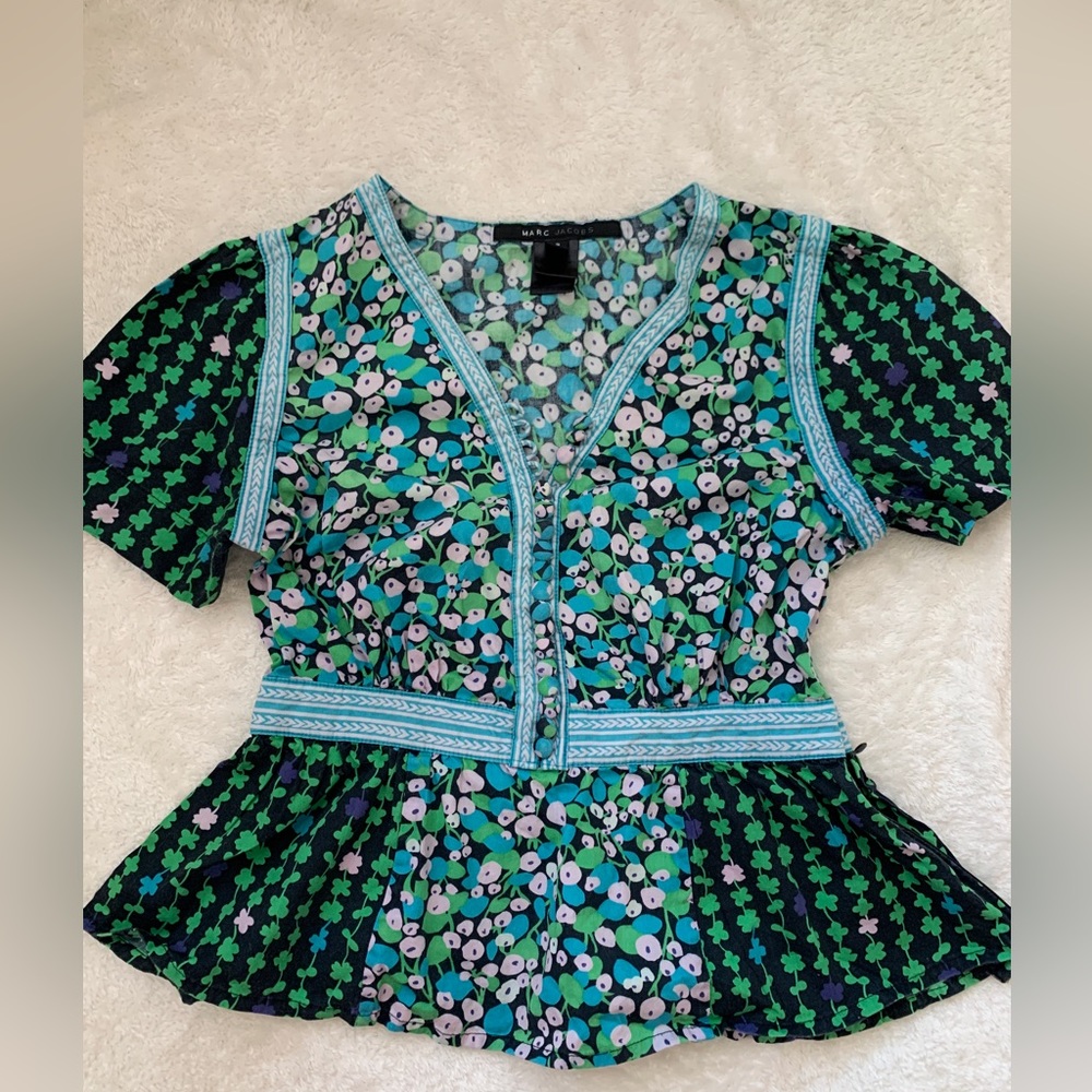 Marc Jacob’s  floral top size 2 fits small